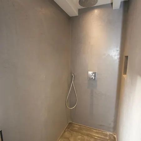 Mini-loft In Schoener Voreifel * מכרניך